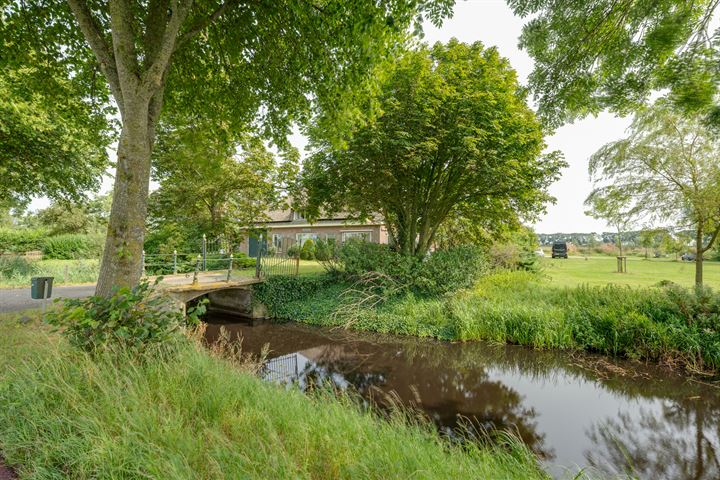 View photo 7 of Purmerenderweg 16