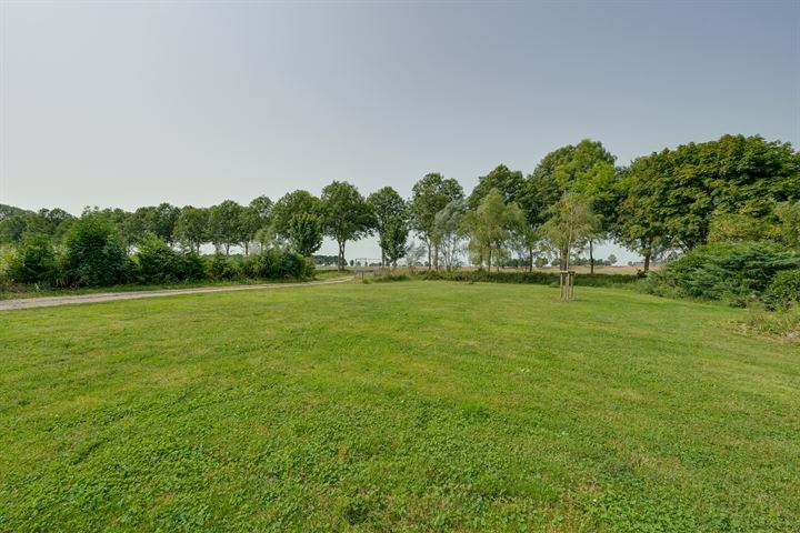 View photo 48 of Purmerenderweg 16