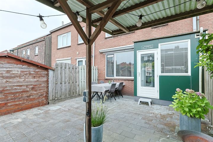 Bekijk foto 40 van Ruisdaelstraat 31