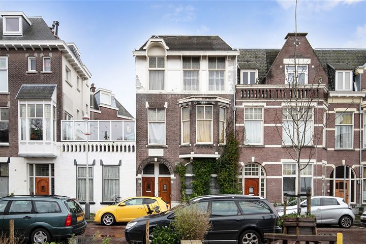 Bekijk foto 44 van Thomsonlaan 14