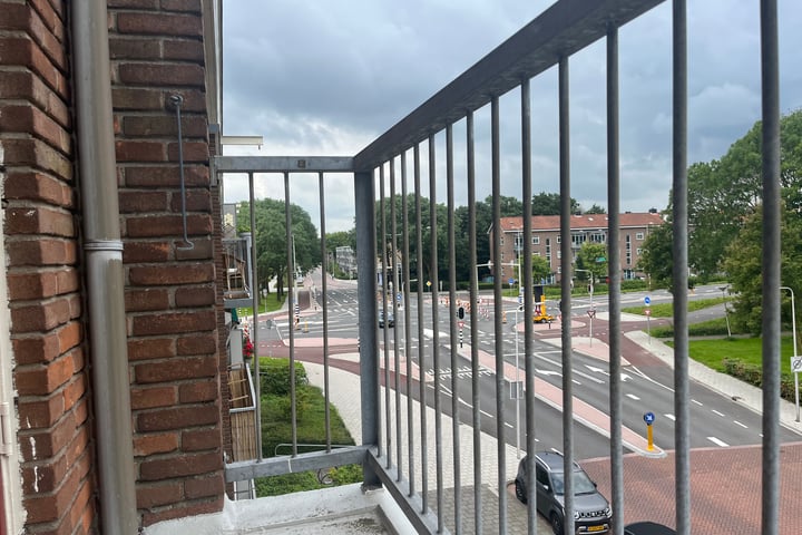 View photo 25 of Van Eijckstraat 18