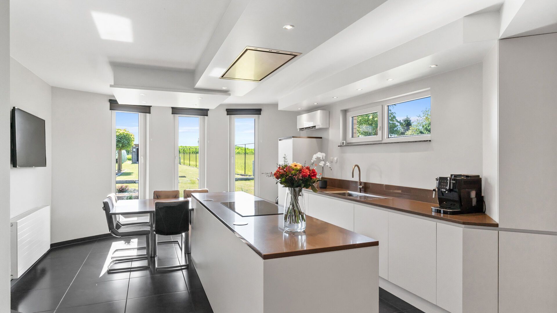 Foto 6 van Bloemendaalstraat 47