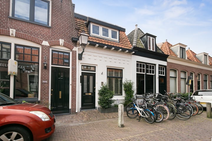 Bekijk foto 6 van Baanstraat 20