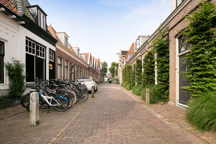 View photo 41 of Baanstraat 20