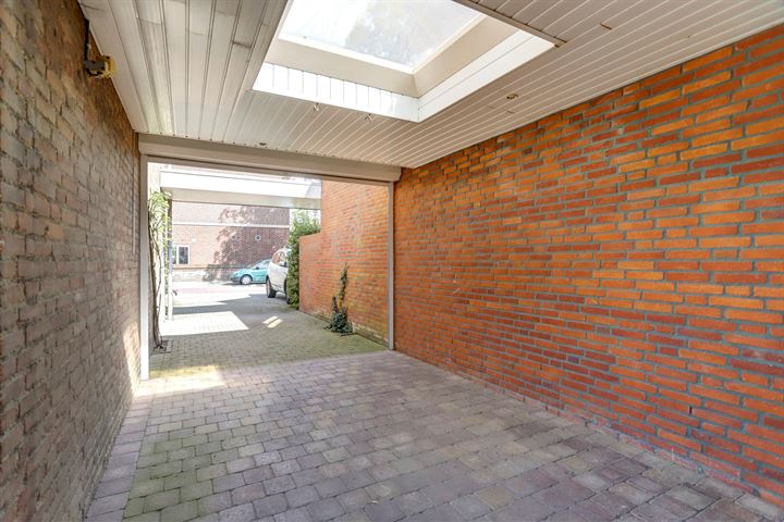 Bekijk foto 25 van Mgr. Nolensstraat 26