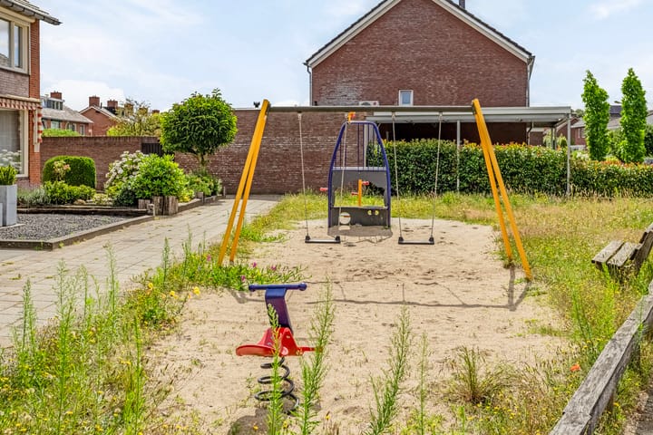 Foto 33 van Molenstraat 76