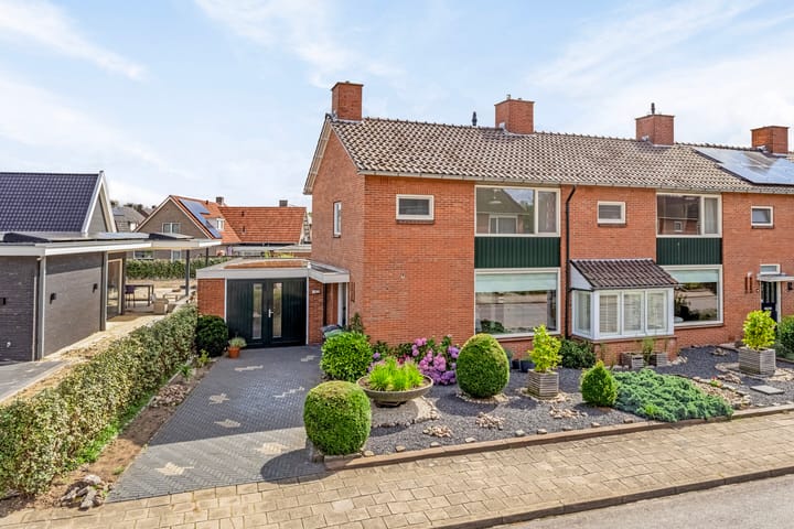 Foto 38 van Molenstraat 76