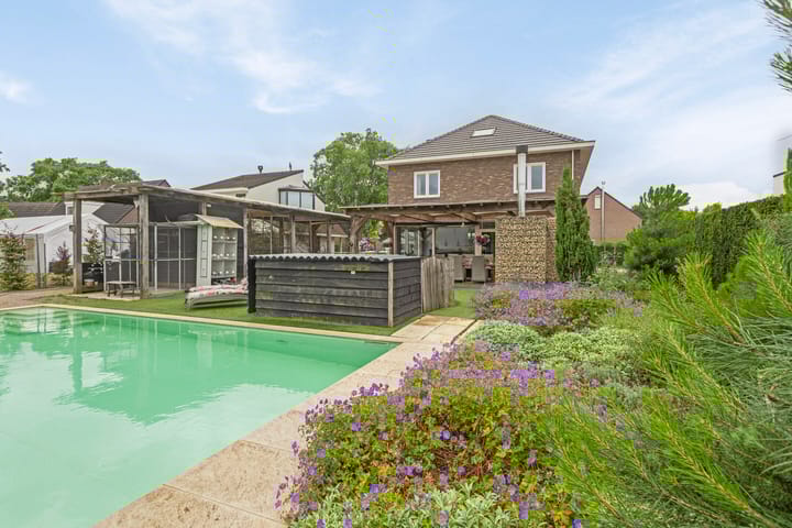 Foto 5 van Half Elfje 16-A