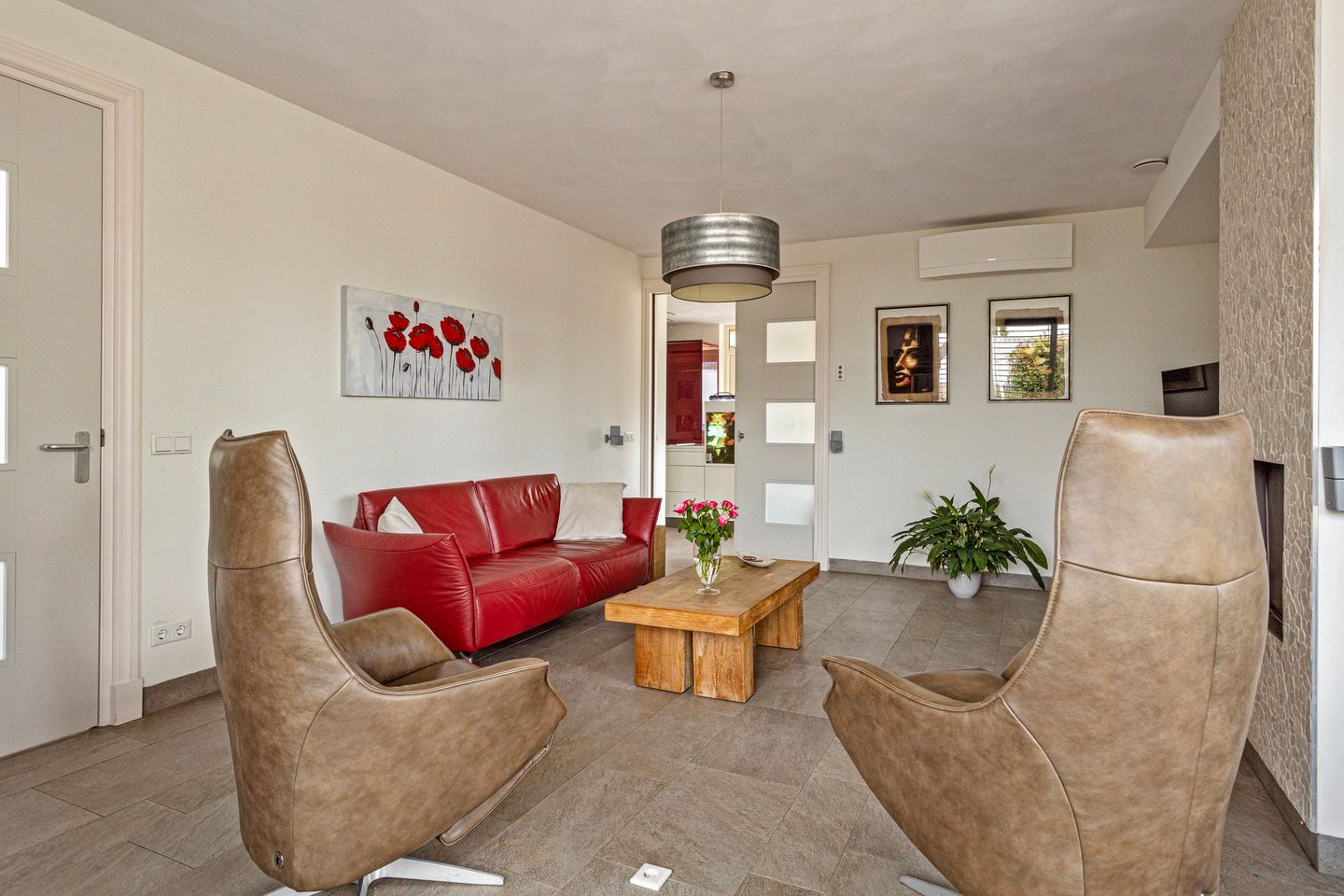 Photo 14 of Half Elfje 16-A