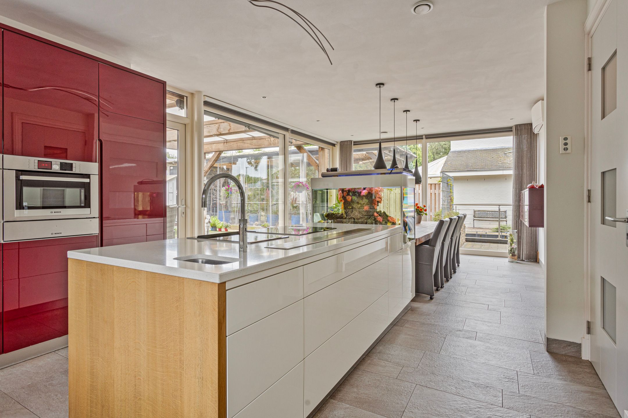 Photo 15 of Half Elfje 16-A