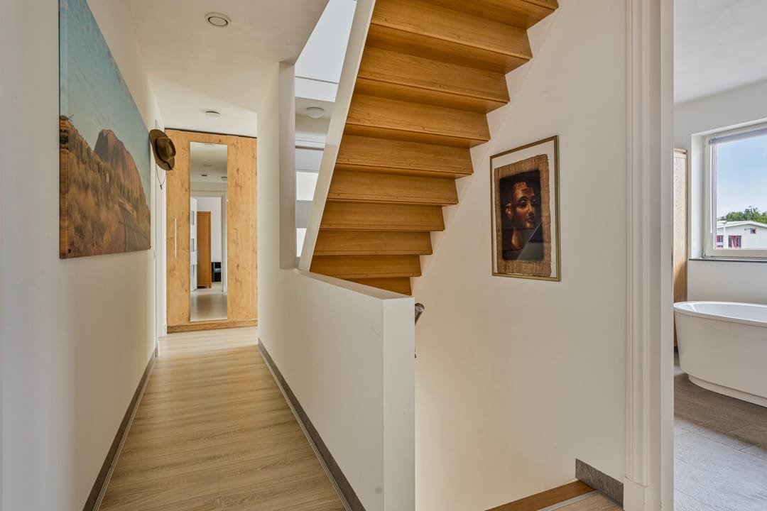 Photo 26 of Half Elfje 16-A