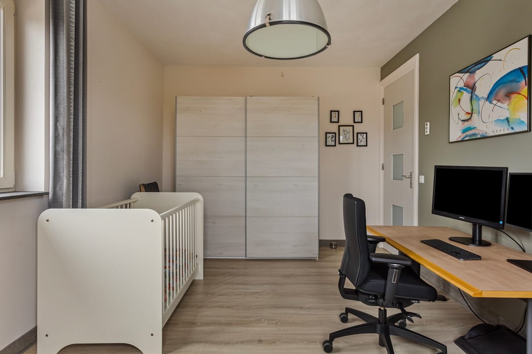 Photo 37 of Half Elfje 16-A