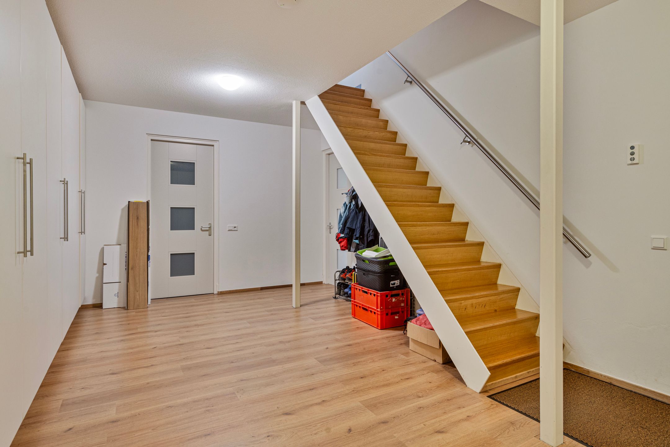 Photo 42 of Half Elfje 16-A