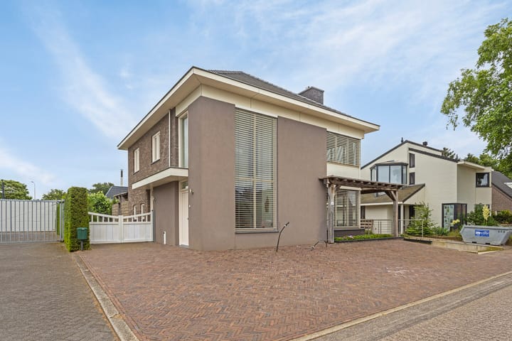 Foto 67 van Half Elfje 16-A