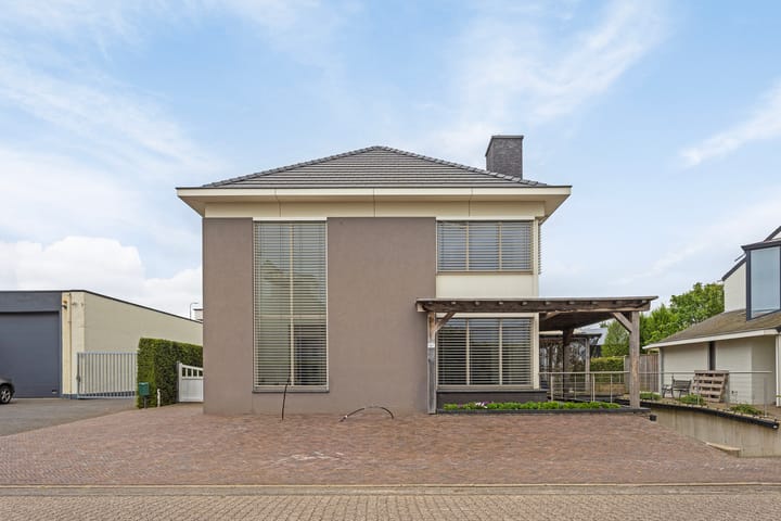 Foto 68 van Half Elfje 16-A