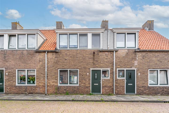 View photo 1 of Prins Hendrikstraat 31