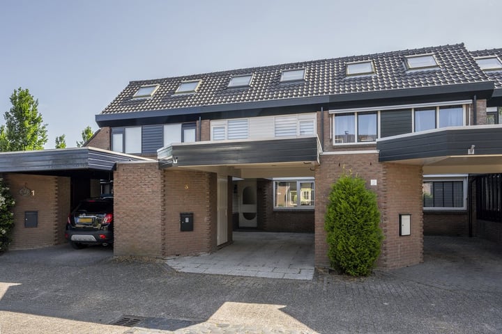 Foto 1 van Schubertstraat 3