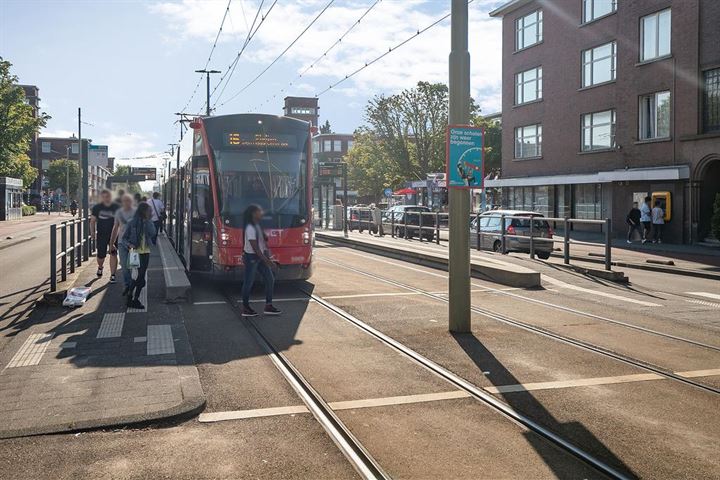 Bekijk foto 27 van Goeverneurlaan 236