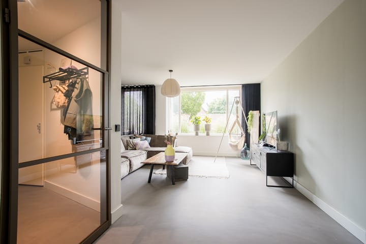 Foto 9 van Veldekestraat 7