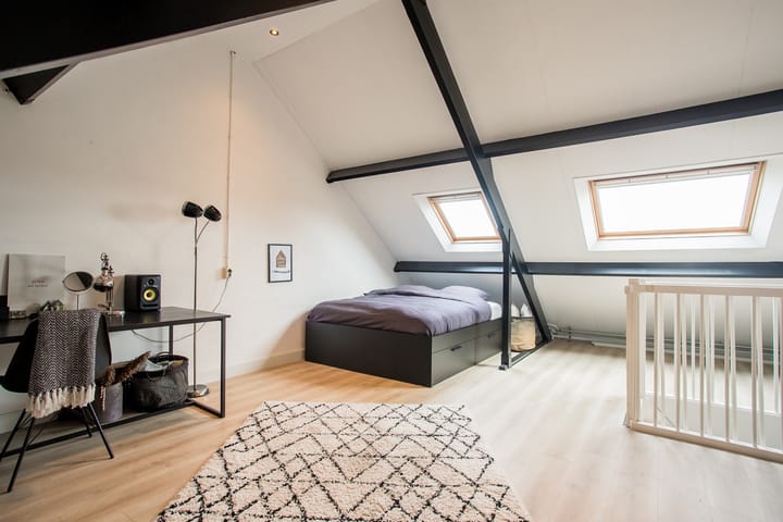 Foto 41 van Veldekestraat 7