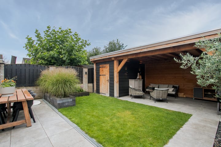 Foto 45 van Veldekestraat 7