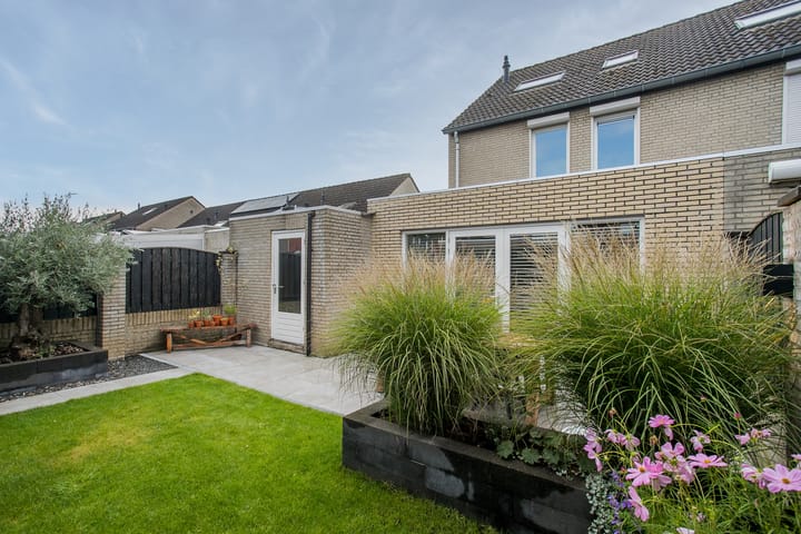 Foto 57 van Veldekestraat 7