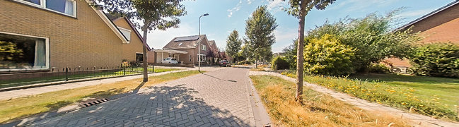 View 360° photo of Voortuin of Oude Wisselseweg 41