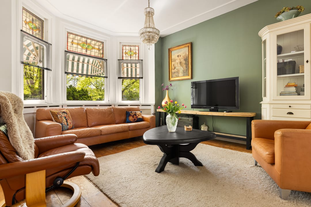 Photo 11 of Hoofdweg 685