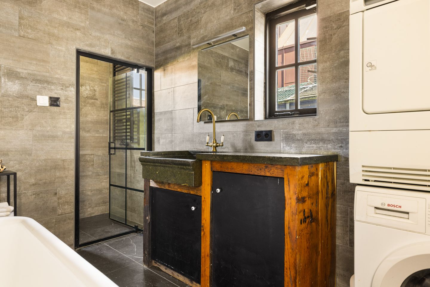 Photo 29 of Hoofdweg 685