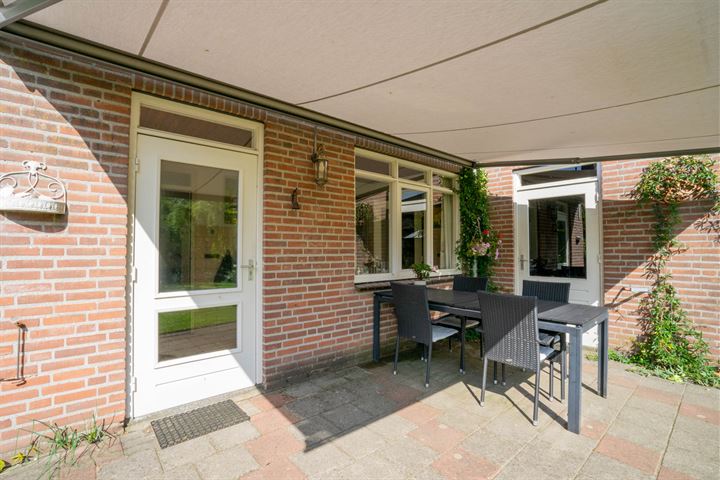 Bekijk foto 46 van Hendrikstraat 22