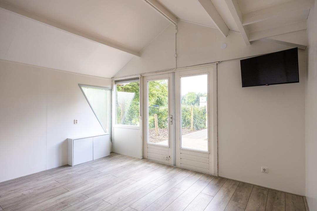 Foto 2 van Vogels' tún 9