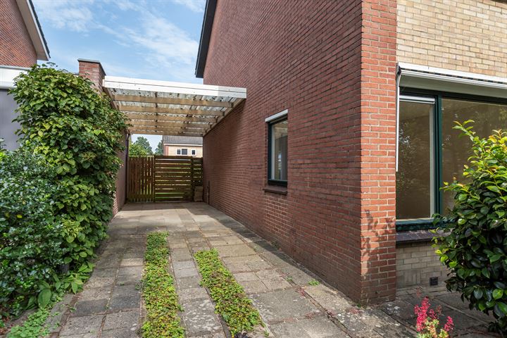 Bekijk foto 7 van Symfoniestraat 23