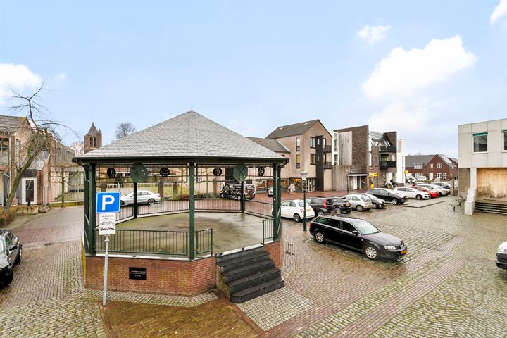 Bekijk foto 30 van Dorpsplein 7-C