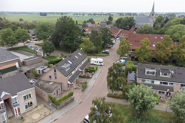 Bekijk foto 2 van Roodeswerf 8