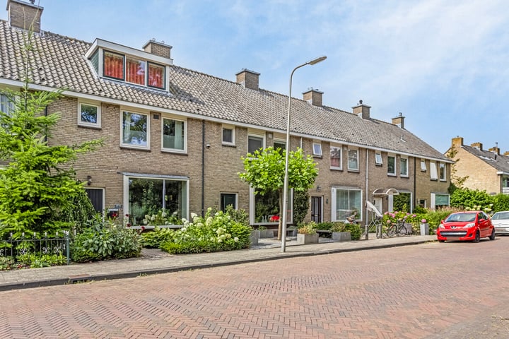 Bekijk foto 29 van Leliestraat 32