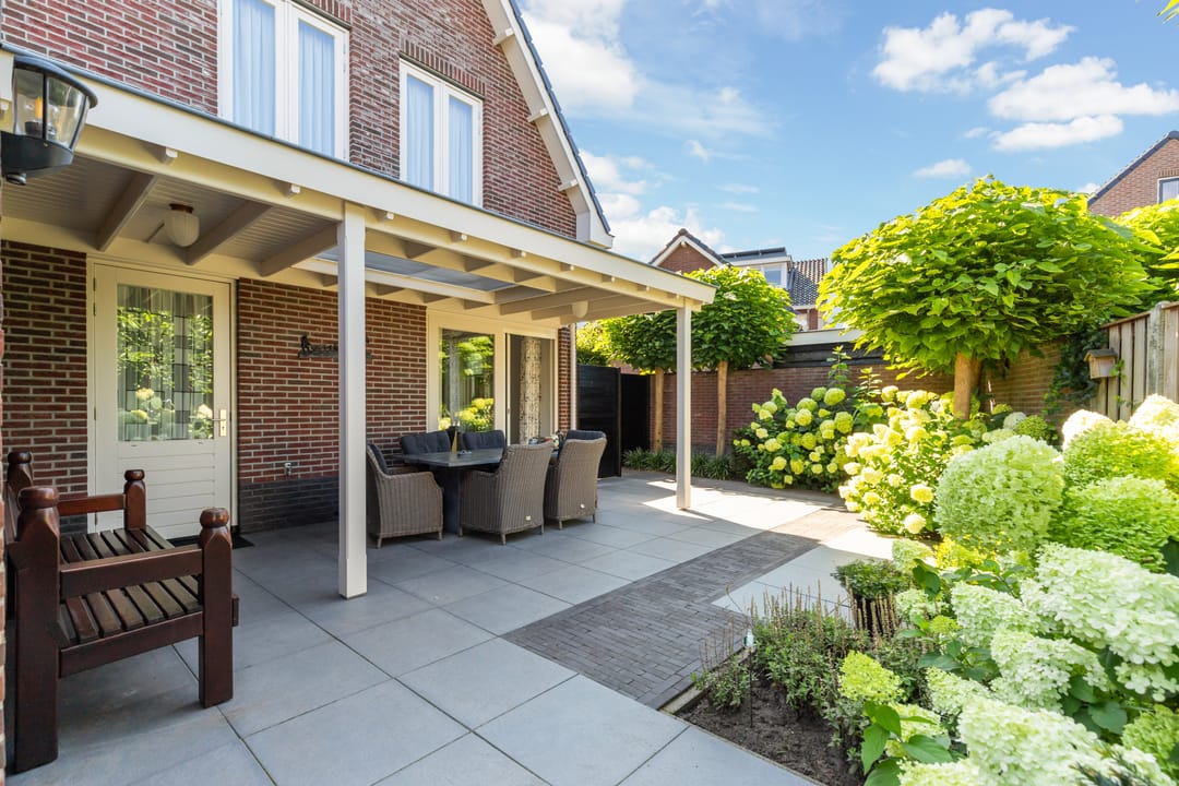 Photo 2 of Molenparkweg 37