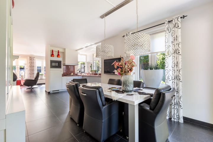 Photo 5 of Molenparkweg 37