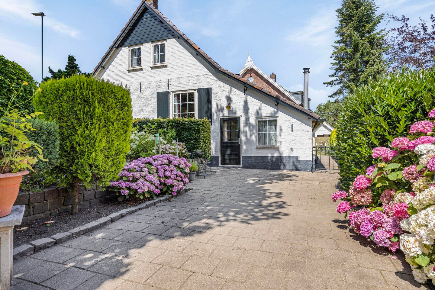 Foto 1 van Dussen Dijk 16