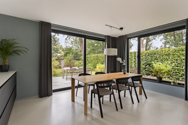 Foto 7 van Prof Linssenlaan 2-C