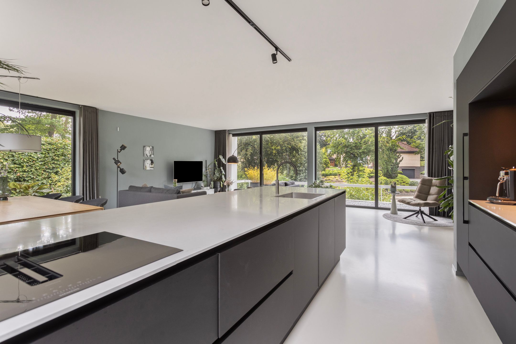 Foto 9 van Prof Linssenlaan 2-C