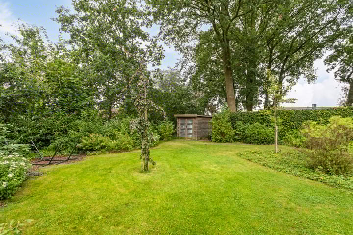 Foto 29 van Prof Linssenlaan 2-C