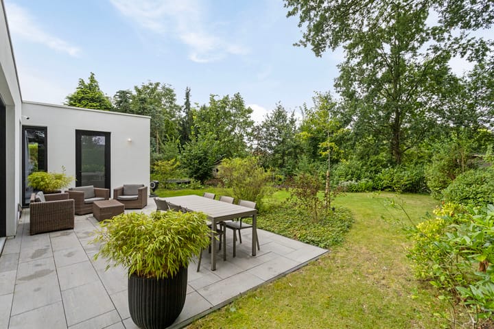 Foto 31 van Prof Linssenlaan 2-C