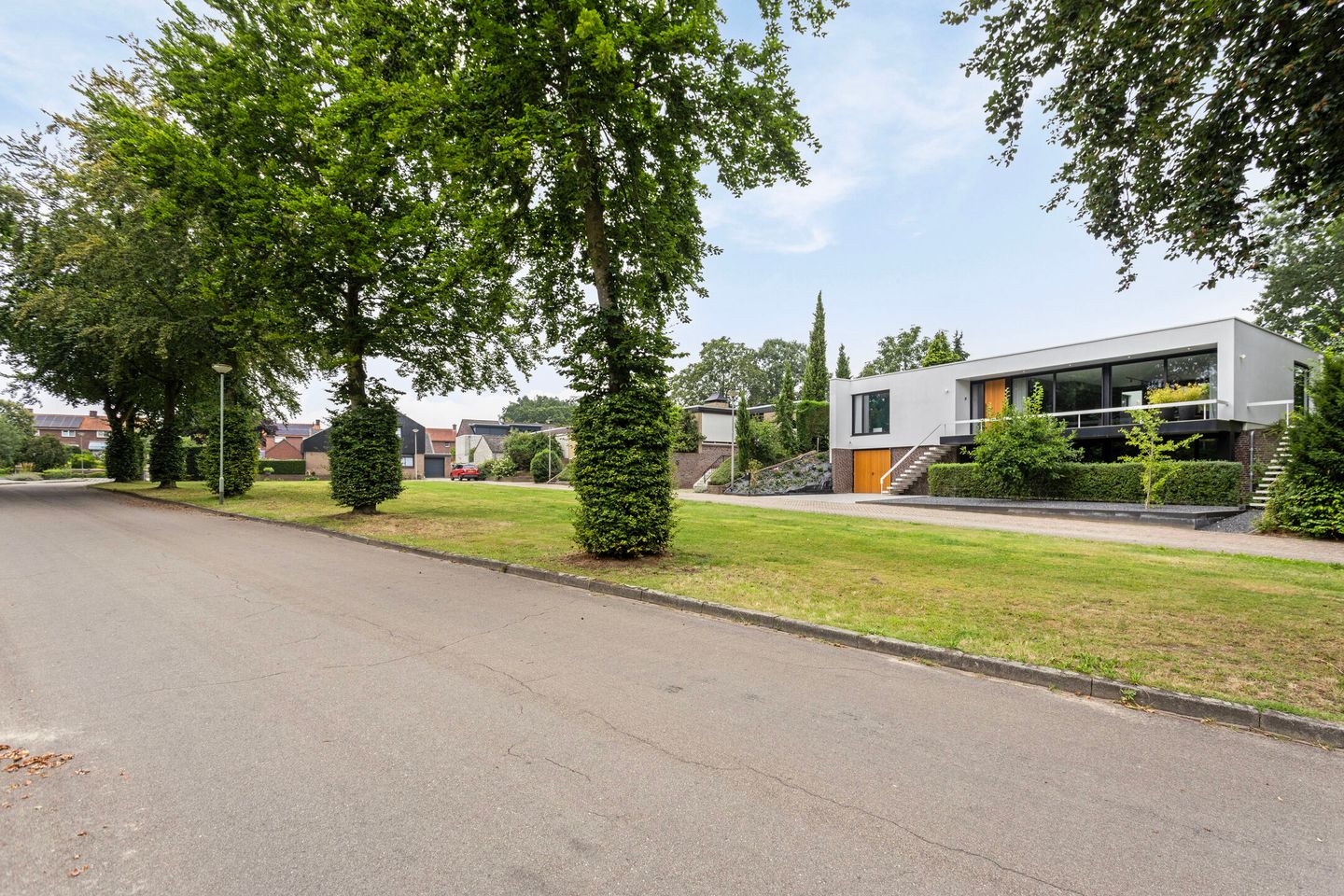 Foto 34 van Prof Linssenlaan 2-C