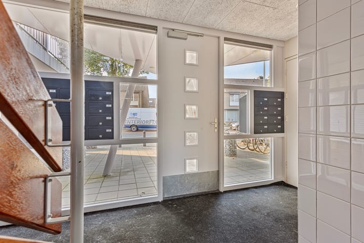 Photo 16 of Planetenhof 32-B