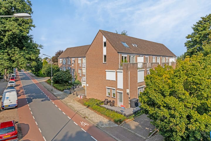 Photo 20 of Planetenhof 32-B