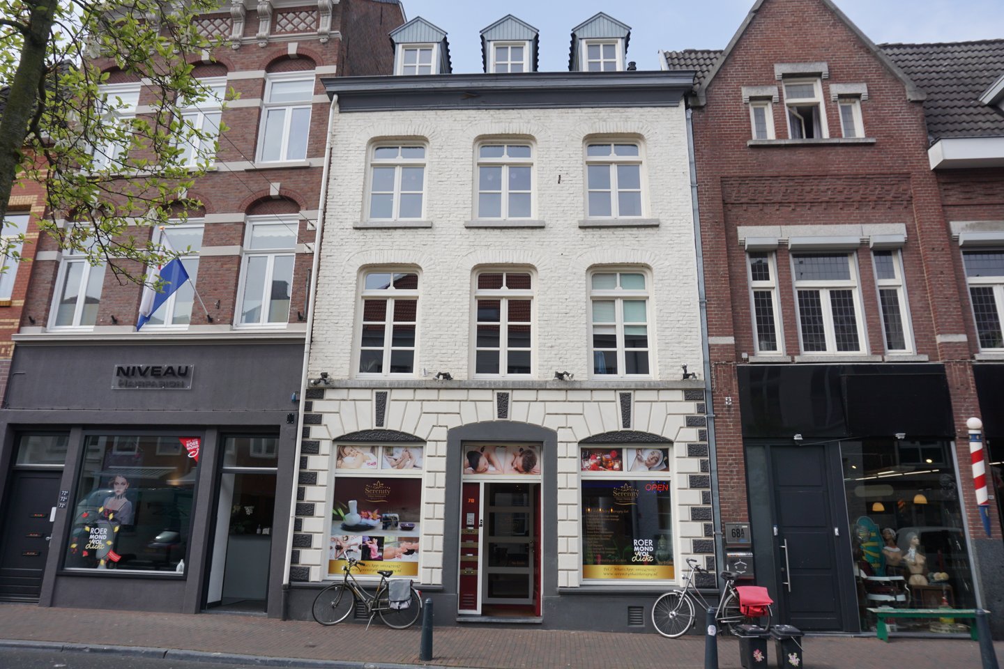 Bekijk foto 1 van Neerstraat 70