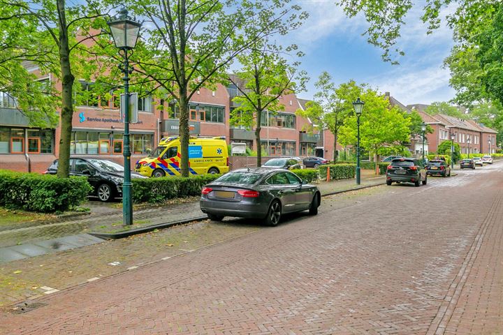 Bekijk foto 39 van Boomstraat 9