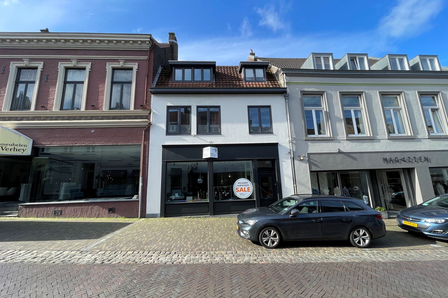 View photo 2 of Beekstraat 39