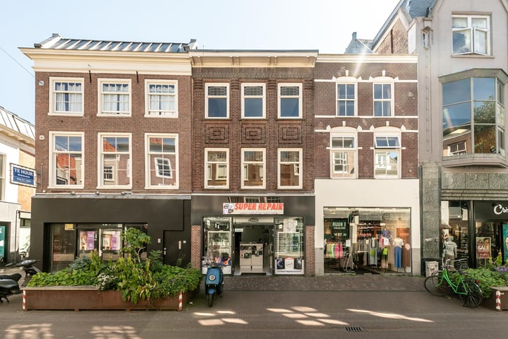 Bekijk foto 1 van Cornelissteeg 4