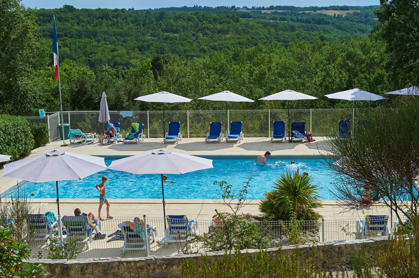 Foto 14 van Fontaine de Saby 2485-10